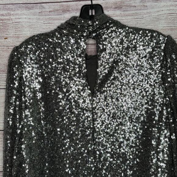 Anthropologie Sunday in Brooklyn Luna Silver Sequined Top Size Medium New - Picture 5 of 13